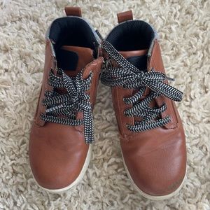 Cat & Jack boys lace up sneaker boots